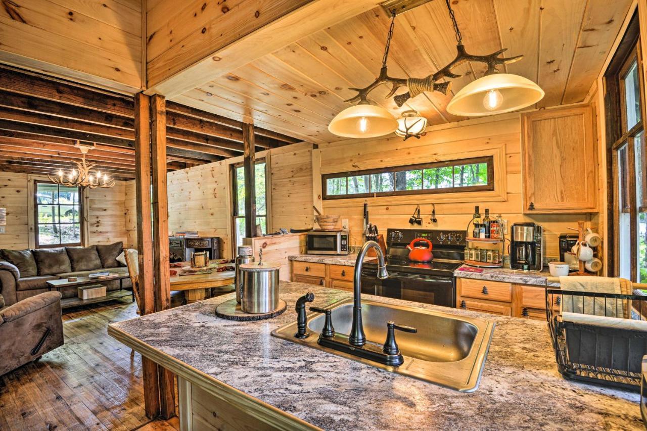 Adirondacks Cabin With Fire Pit On Otter Lake! Forestport Ngoại thất bức ảnh
